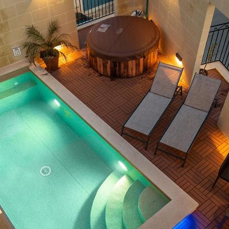 Narcisa - Luxury 3Br Traditional House With Pool, Cinema & Hot Tub Xagħra Exterior foto